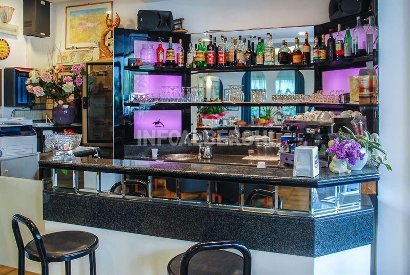 Hotel Barbiani Римини Екстериор снимка